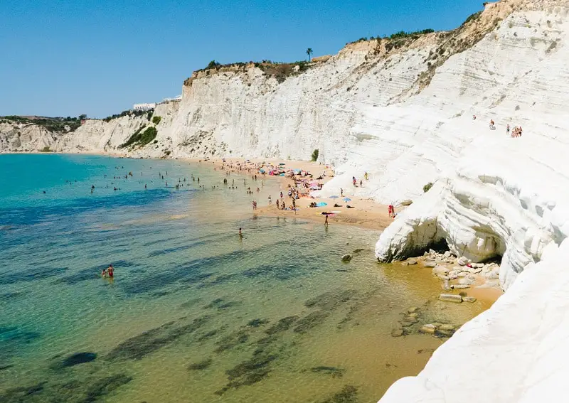 scala-dei-turchi-beach-in-sicily-italy