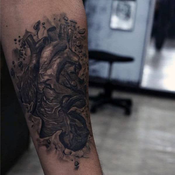 male-inner-forearm-3d-realistic-heart-tattoo-design-ideas